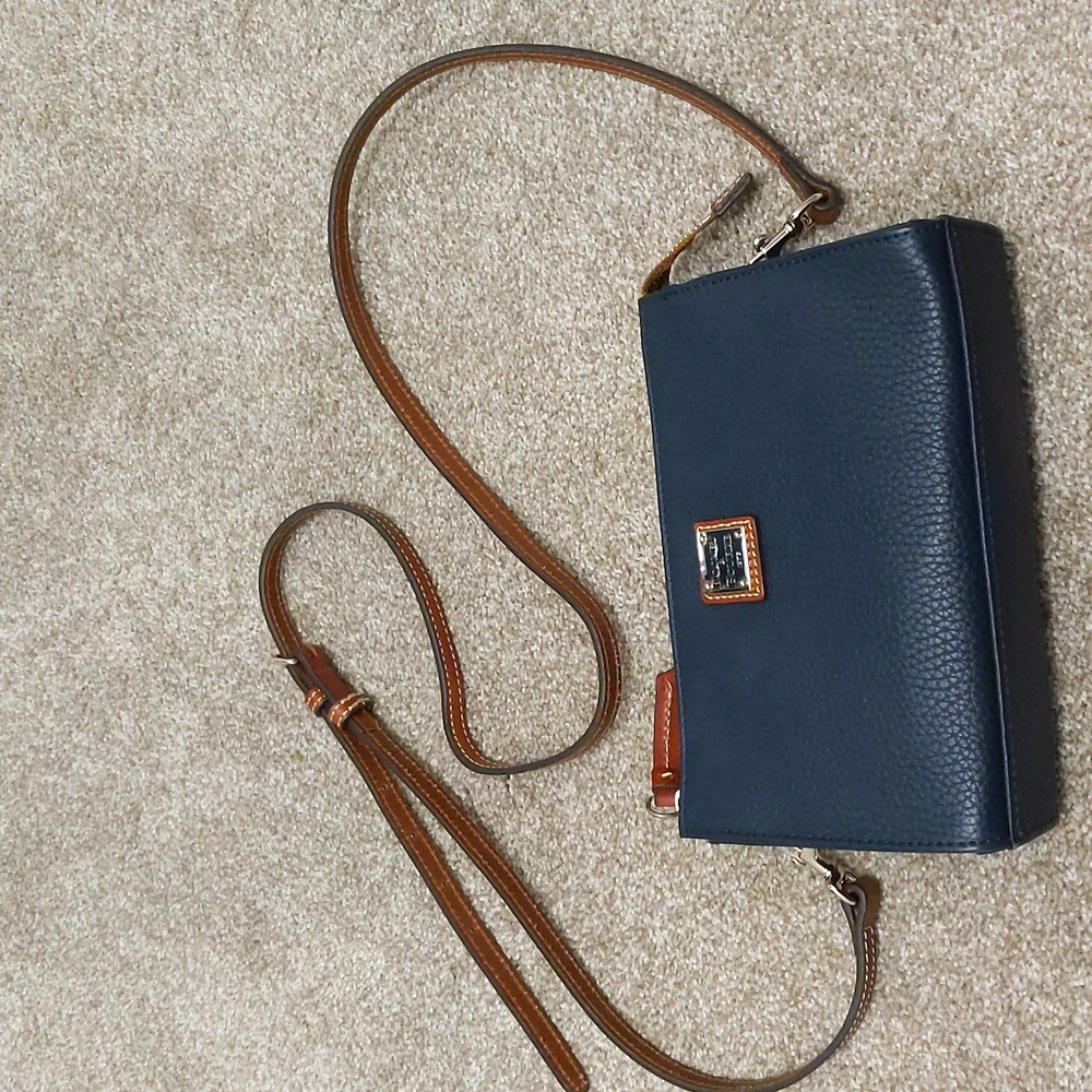 Dooney and Bourke pebbled Janine cross body
